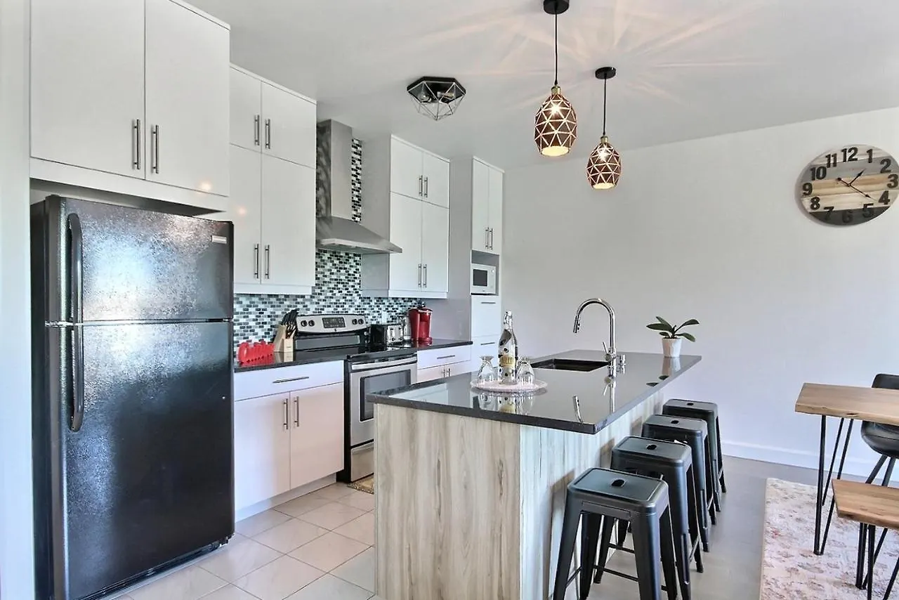 Appartement Good Vibes Only -Modern And Spacious 2 Bedroom Condo 4 Beds Free Parking, Gym Ville de Québec